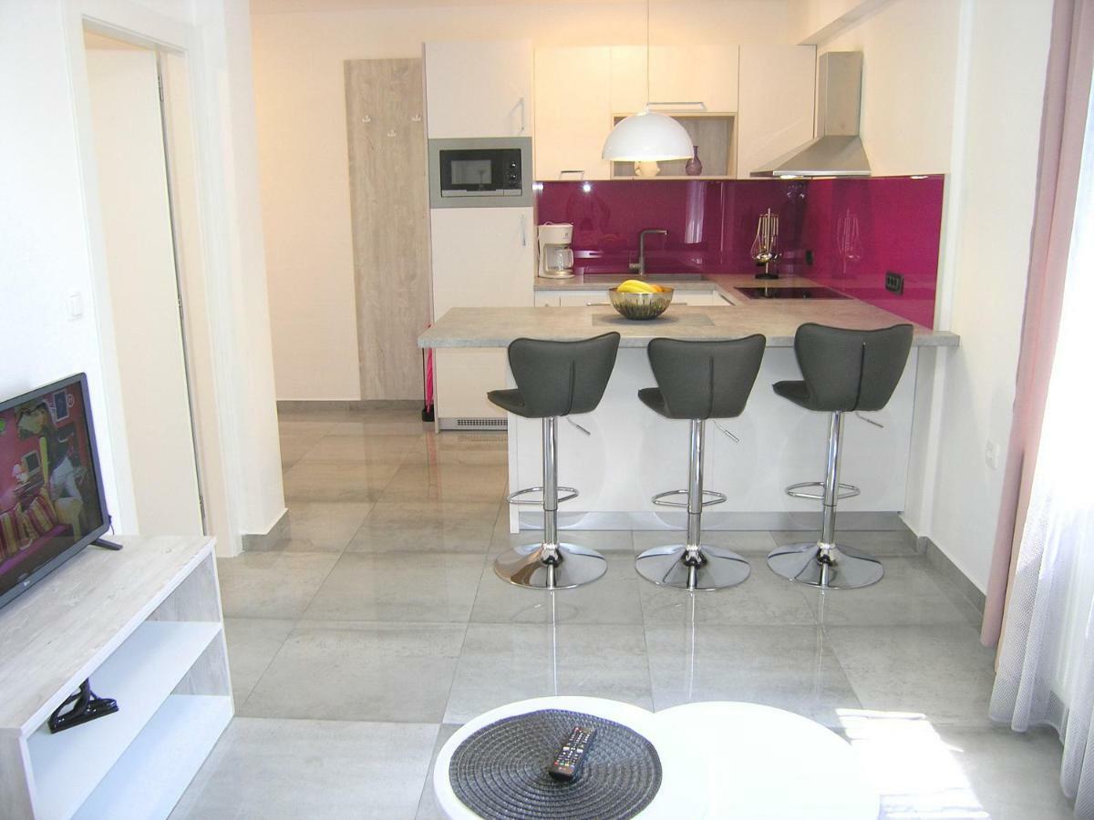Apartment Zora Krk Town Εξωτερικό φωτογραφία