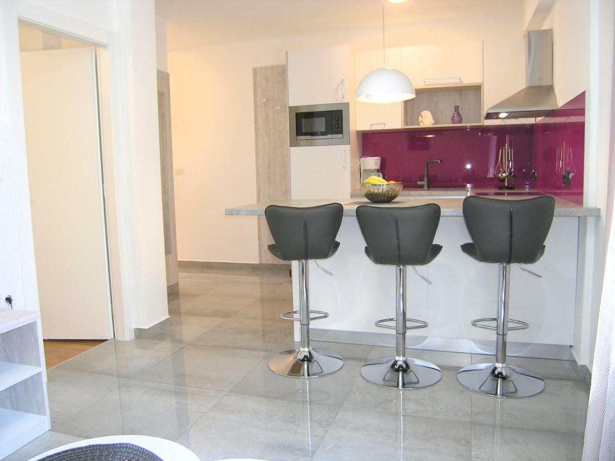 Apartment Zora Krk Town Εξωτερικό φωτογραφία